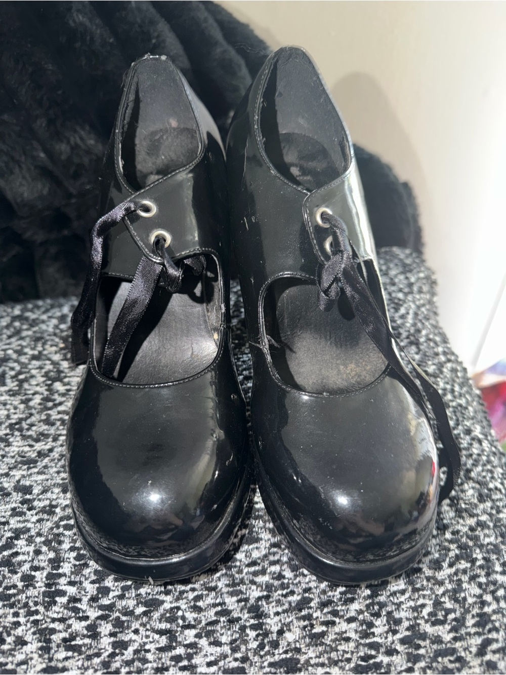 Classic black patent Mary Jane style heels. Vintage Hot Topic